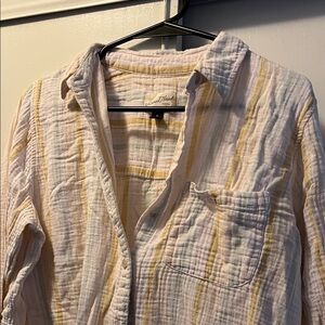Universal Thread Textured Yellow and White Striped Shirt